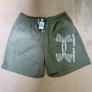 NWT Under Armour Men's Swim Trunks